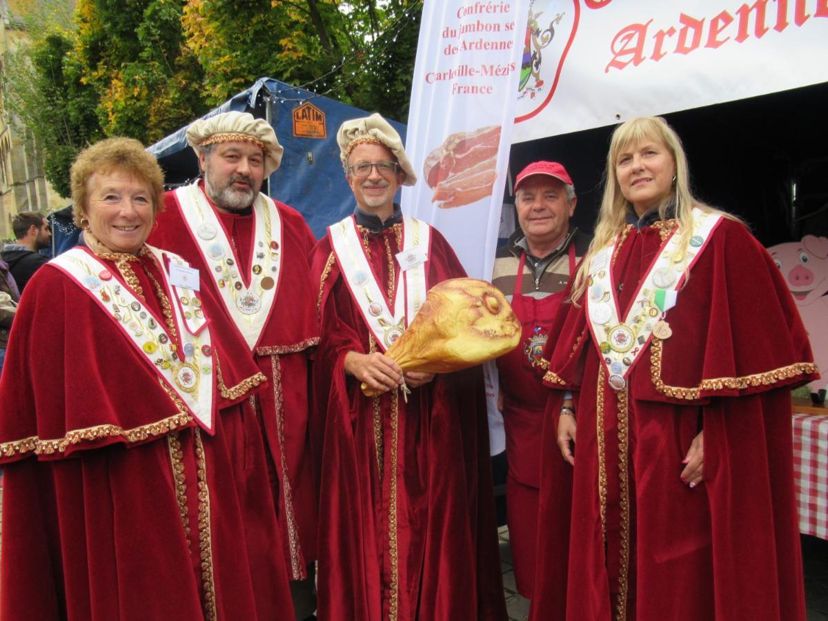 Gite La Volette Moulins-Saint-Hubert Kültér fotó